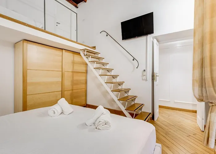 Babuino Exclusive - Grand Historic Center Apartment