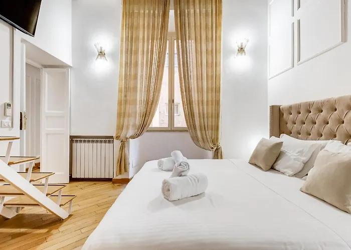 Babuino Exclusive - Grand Historic Center Apartment *